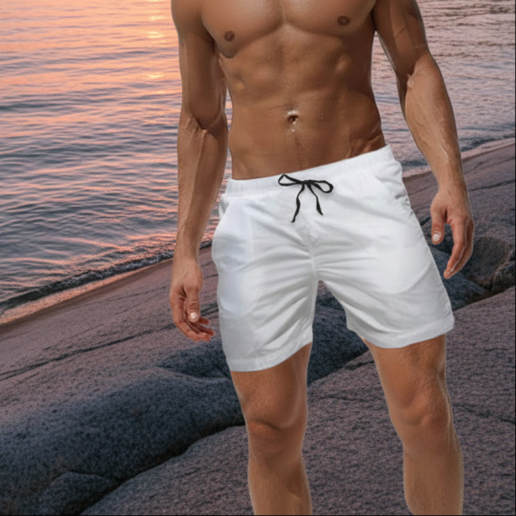 Bekväma Bad- och Sportshorts för Herr – Perfekta för Strand & Pool Vit