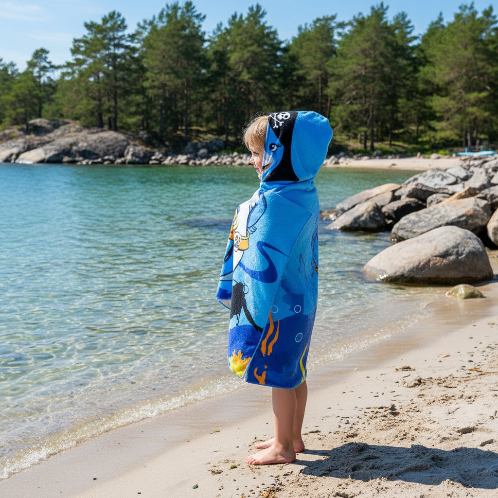 Strandhandduk med huva för barn – Mjuk & snabbtorkande poncho Pirathajar