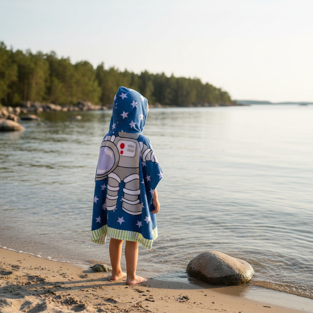 Strandhandduk med huva för barn – Mjuk & snabbtorkande poncho Astronaut