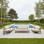 Soffbord i massiv teak – Elegant centerpiece för uteplats & pool